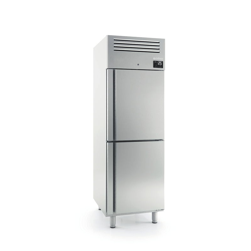 Armarios de refrigeración y congelación Serie AGB marca INFRICO