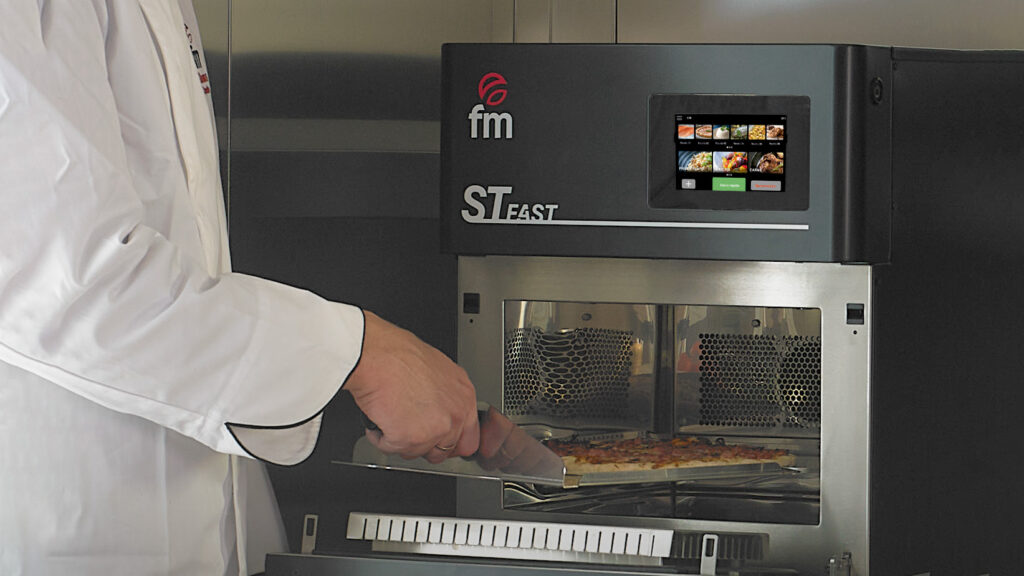 Horno ultra rápido ST Fast de FM. Recomendado para la preparación de recetas favoritas en muy poco tiempo y con resultados de gran calidad.